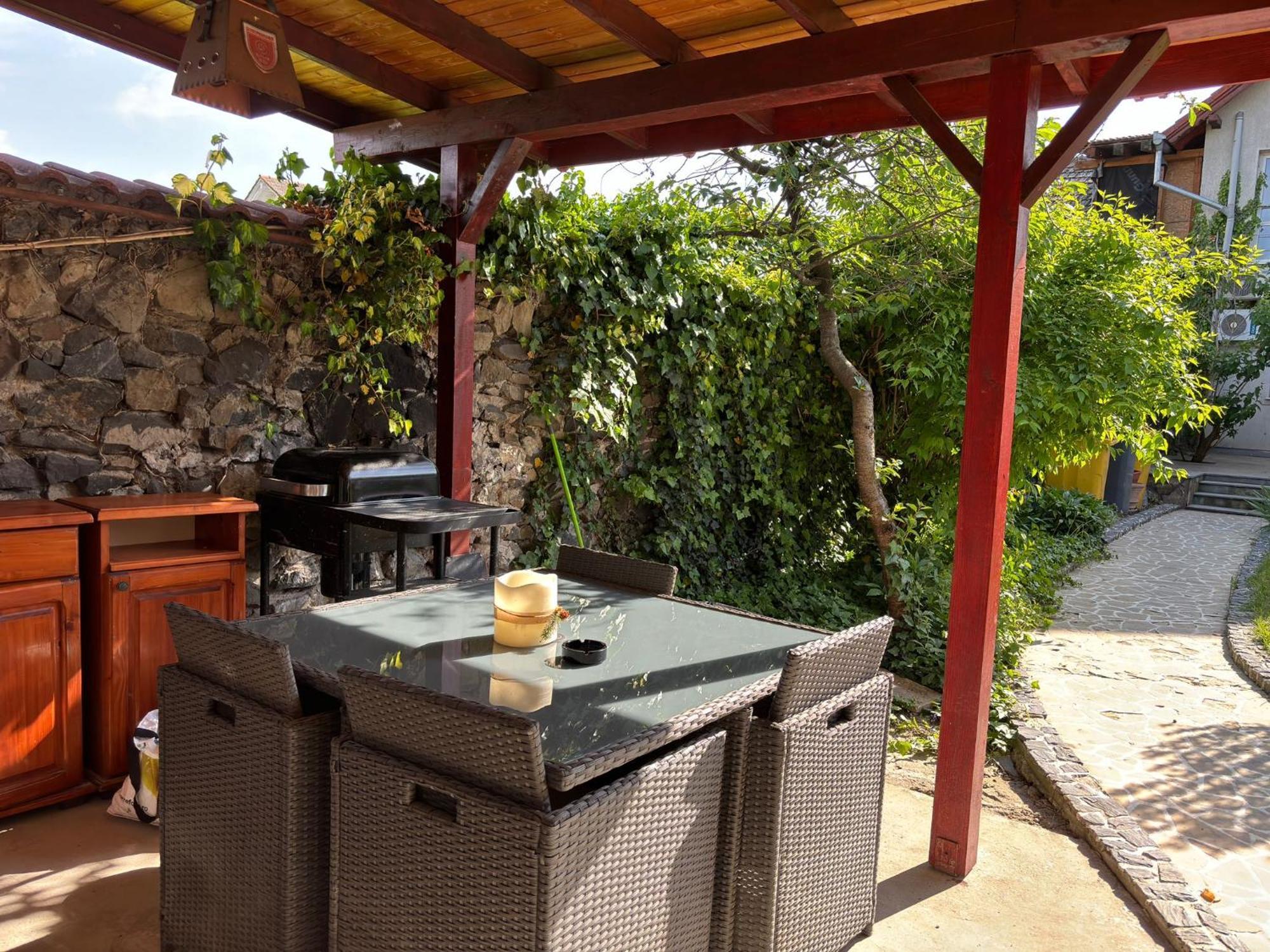 Vila Daddy Deva Exterior photo